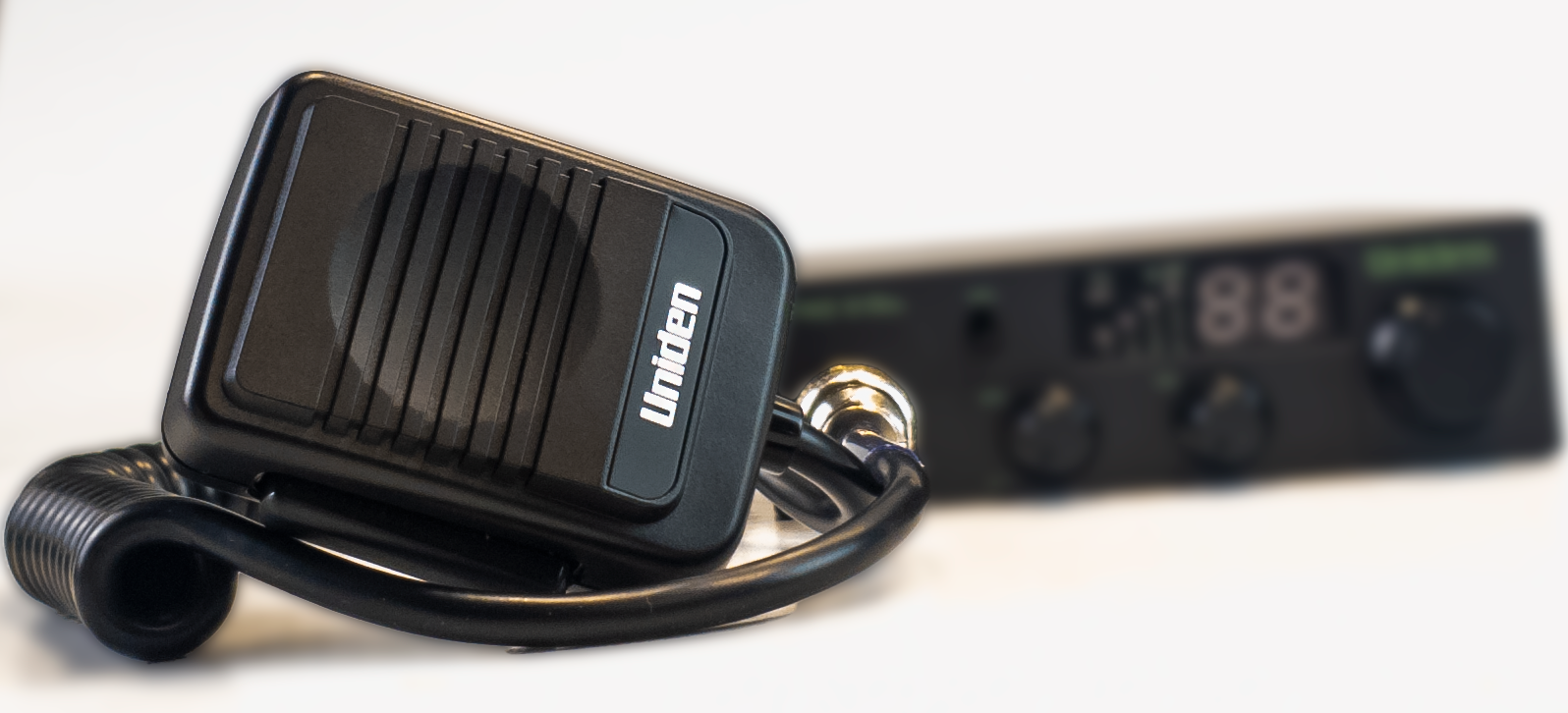 Uniden PRO510XL Professional Mobile 40 Channel Compact Mobile CB Radio Prestige