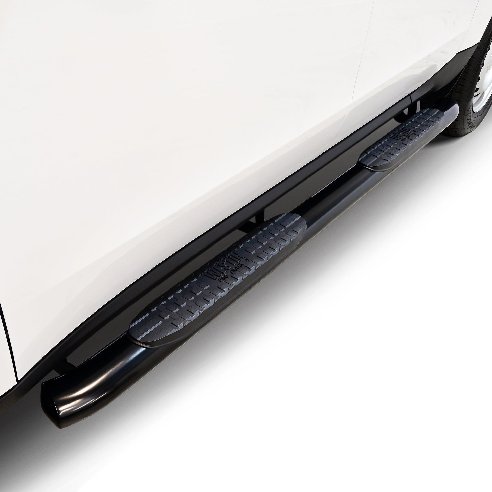 Westin 21-26485 PRO TRAXX 4 Oval Nerf Bars Black Westin