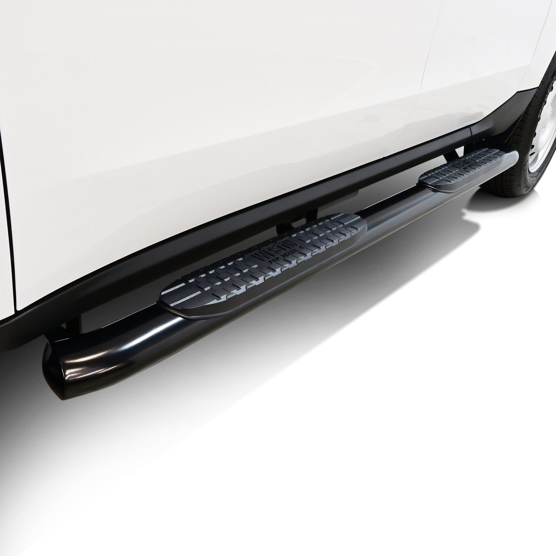 Westin 21-26485 PRO TRAXX 4 Oval Nerf Bars Black Westin