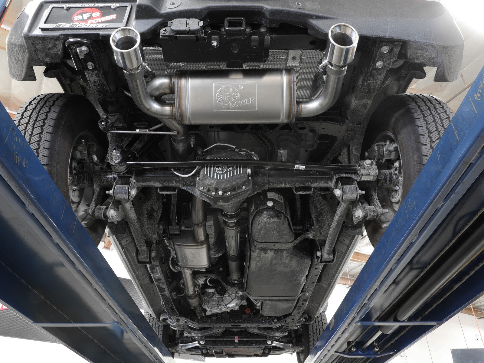 aFe Power 49-33138-B Vulcan Series 3 IN to 2-1/2 IN 304 Stainless Steel Cat-Back Exhaust System w/ Black Tip (Ford Bronco 21-24 L4-2.3L (t)/V6-2.7L (tt)) aFe Power