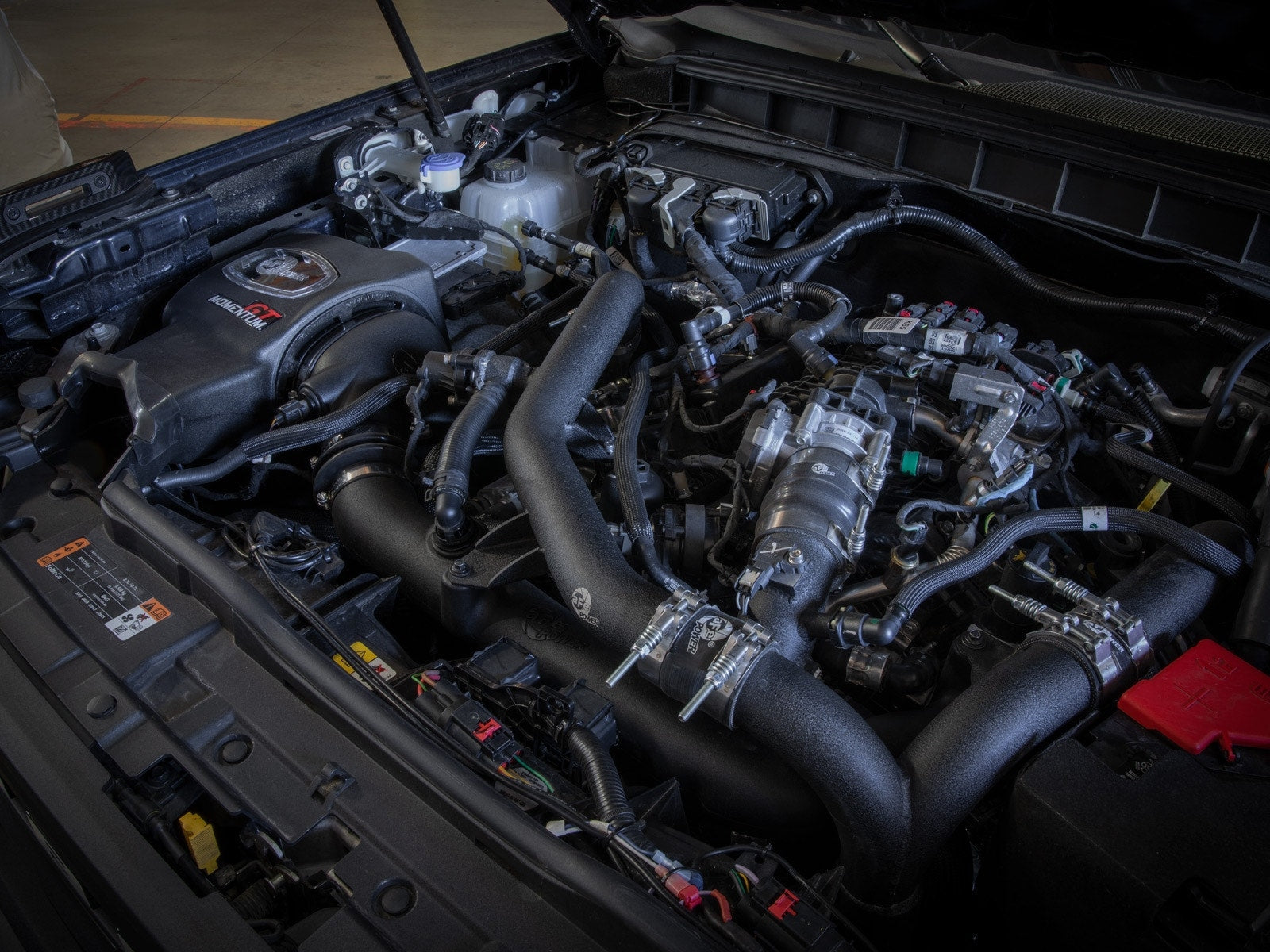 aFe Power 50-70081R Momentum GT Cold Air Intake System w/ Pro 5R Filter (Ford Bronco 21-24 V6-2.7L (tt)) Afe Power