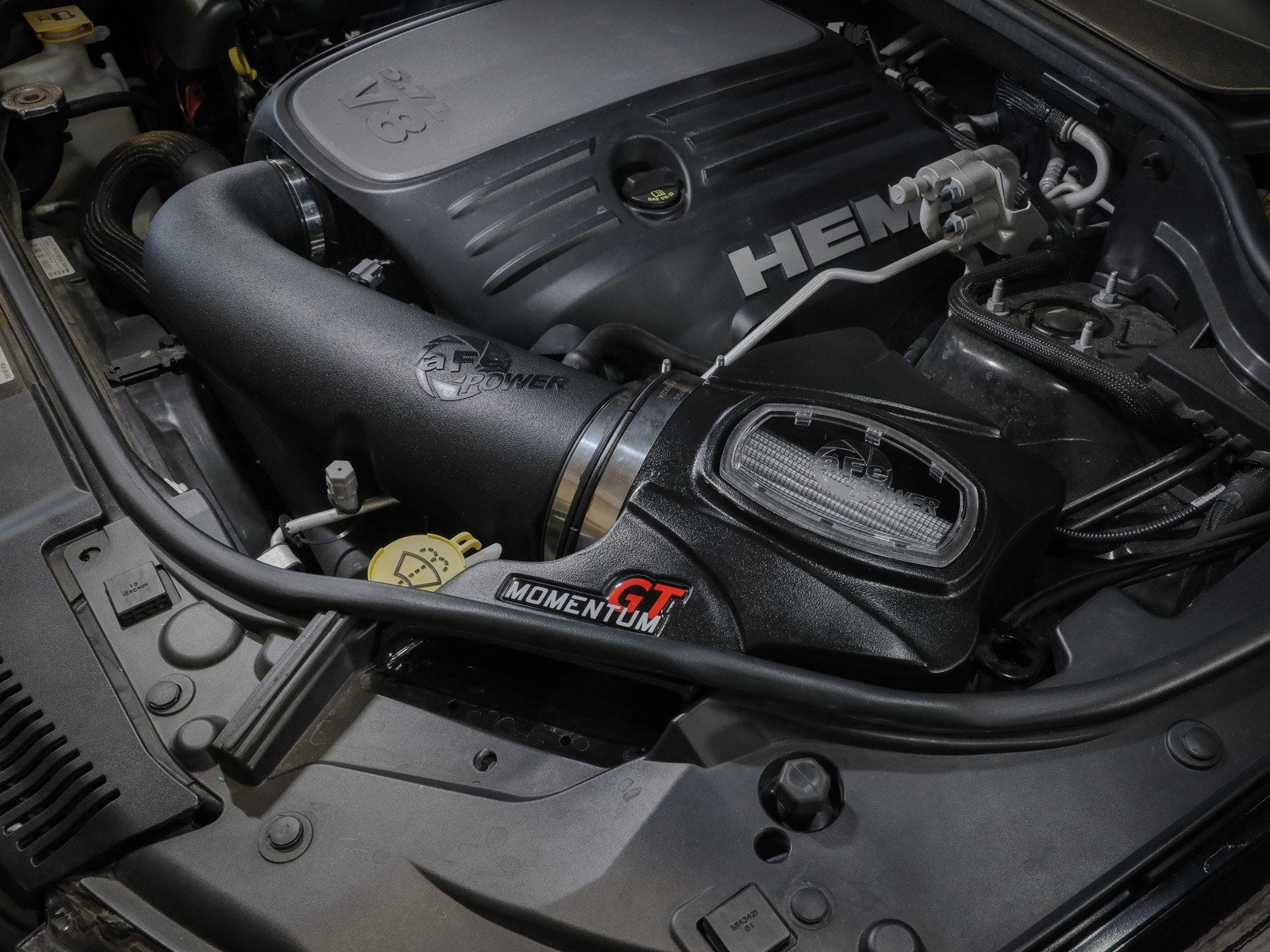 aFe Power 51-76205-1 Momentum GT Cold Air Intake System w/Pro DRY S Filter Media (Jeep Grand Cherokee (WK2) 11-21 V8-5.7L HEMI) American Autowire