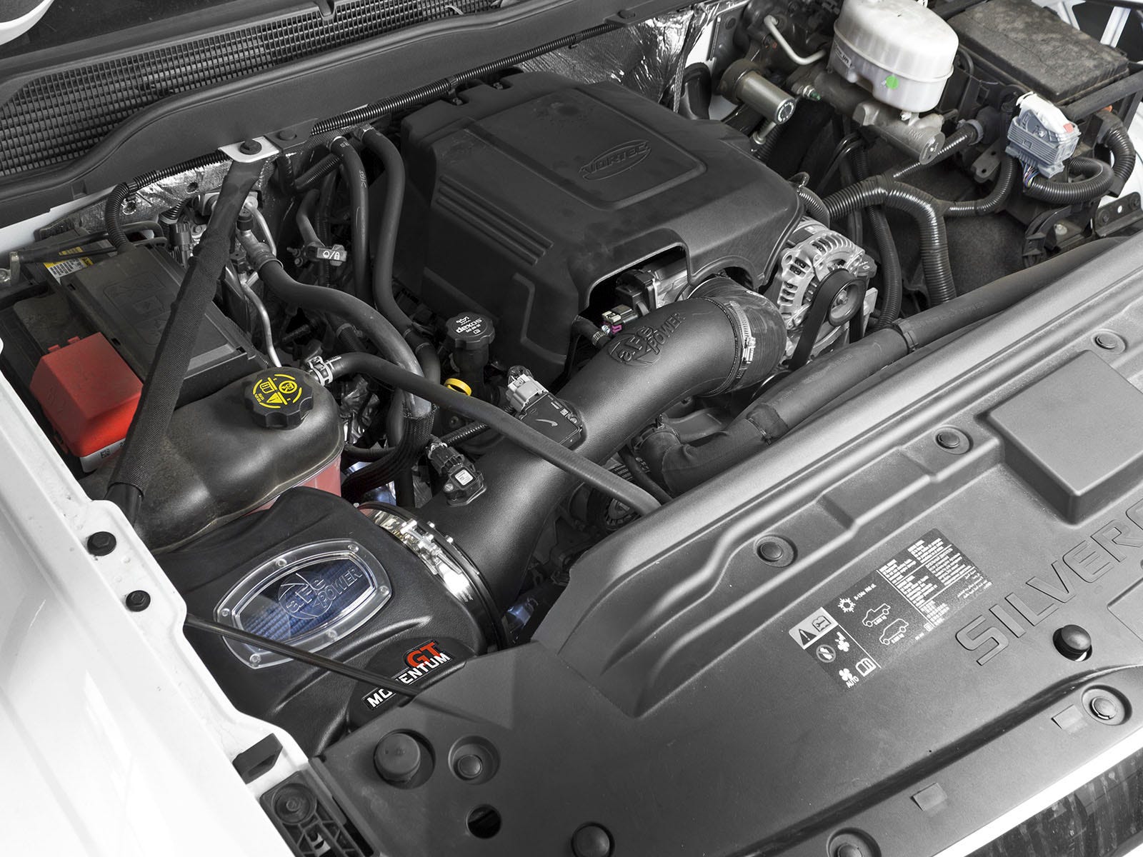 aFe Power 54-74105 Momentum GT Cold Air Intake System w/Pro 5R Filter (GM Silverado/Sierra 2500/3500HD 09-15 V8-6.0L) Afe Power