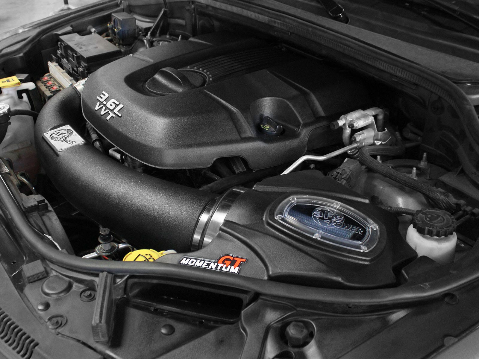aFe Power 54-76207 Momentum GT Cold Air Intake System w/Pro 5R Filter Media (Jeep Grand Cherokee (WK2) 11-15 V6-3.6L) aFe Power