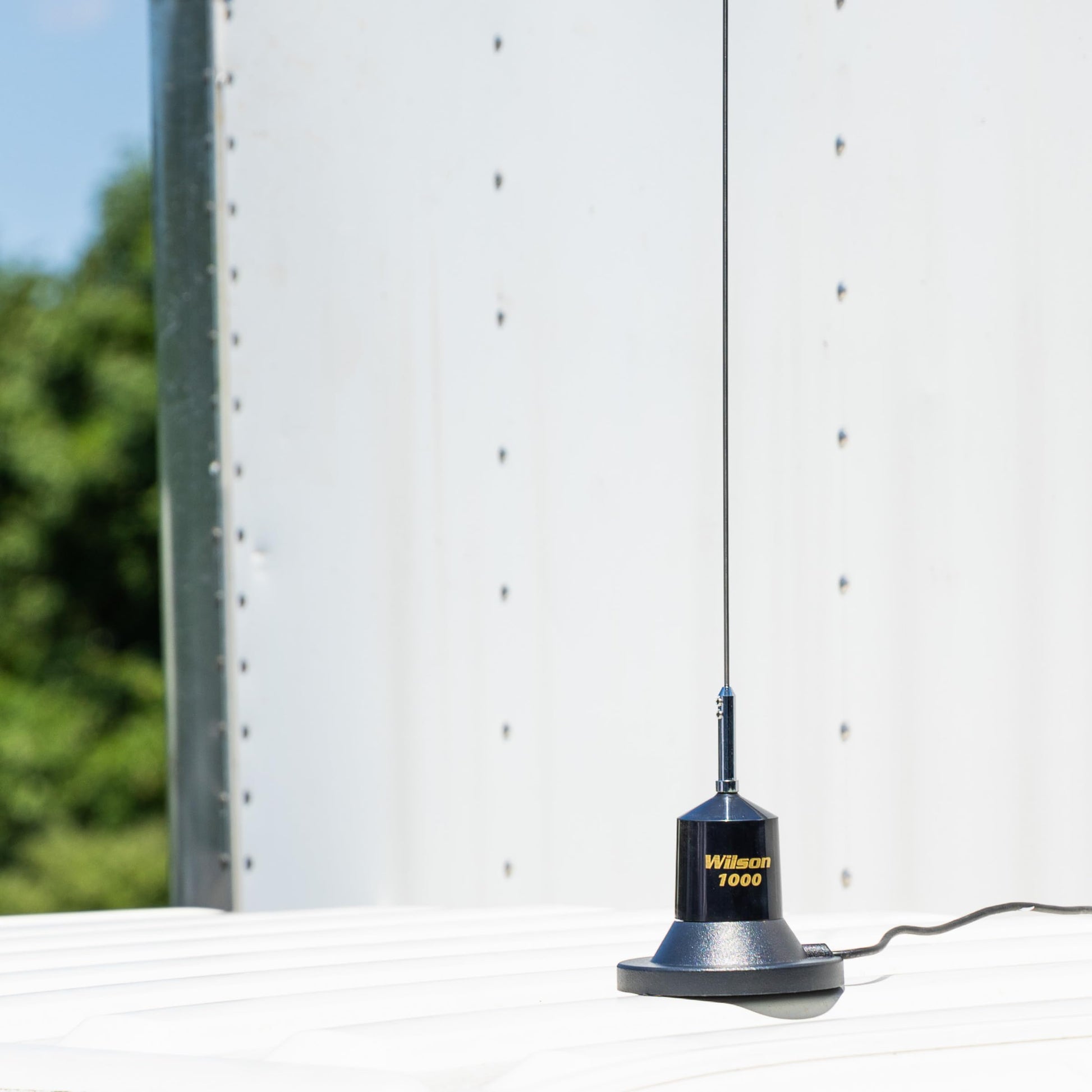Wilson 1000 Series 3000 Watt Magnetic Mount CB Antenna with 62 1/2 inch Removable Whip Wilson