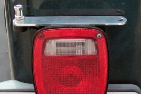 ProComm PC-A35-04Tail Light Antenna Mount with 18' Coax Cable Procomm