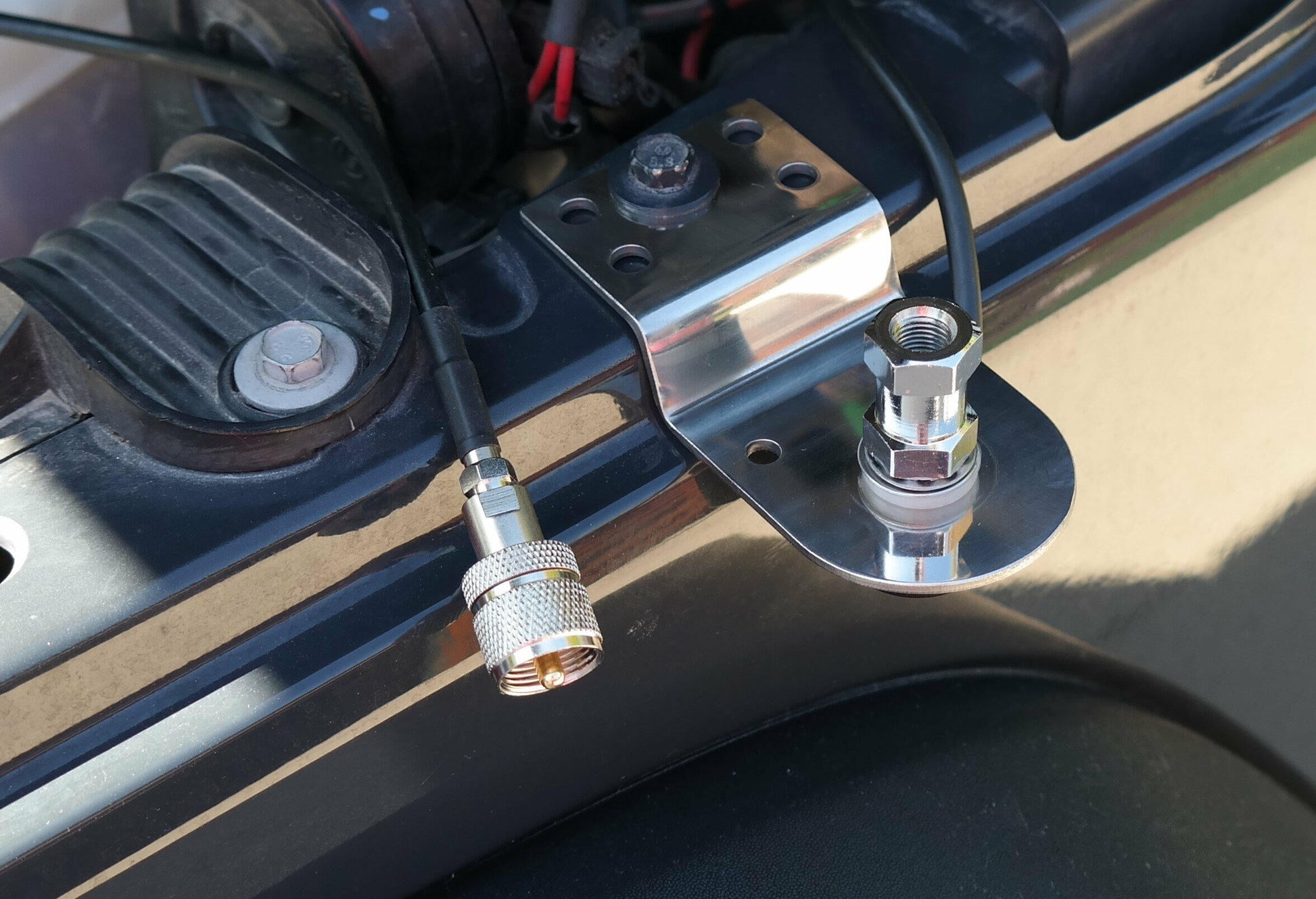 Procomm PC32-2800 Jeep Wrangler JK 2007 - 2017 and Rubicon Fender Mount Antenna Bracket (Bracket Only) Procomm